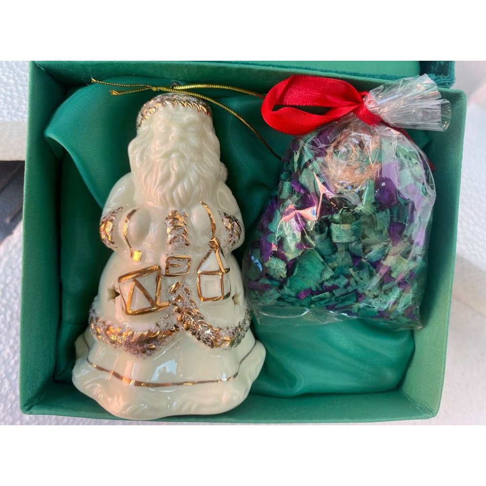 Vintage Santa Christmas ornamnet 2 beautiful Santas by Baum Brothers Collection